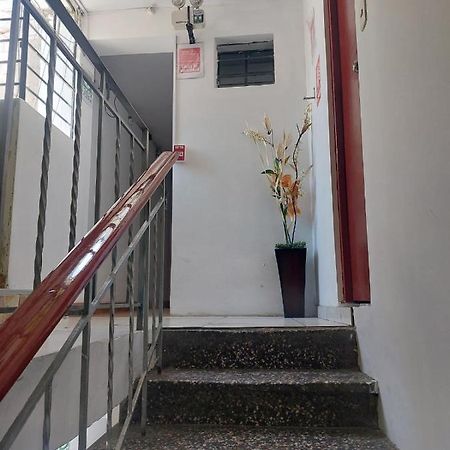 Hospedaje Jacaranda Ica Esterno foto